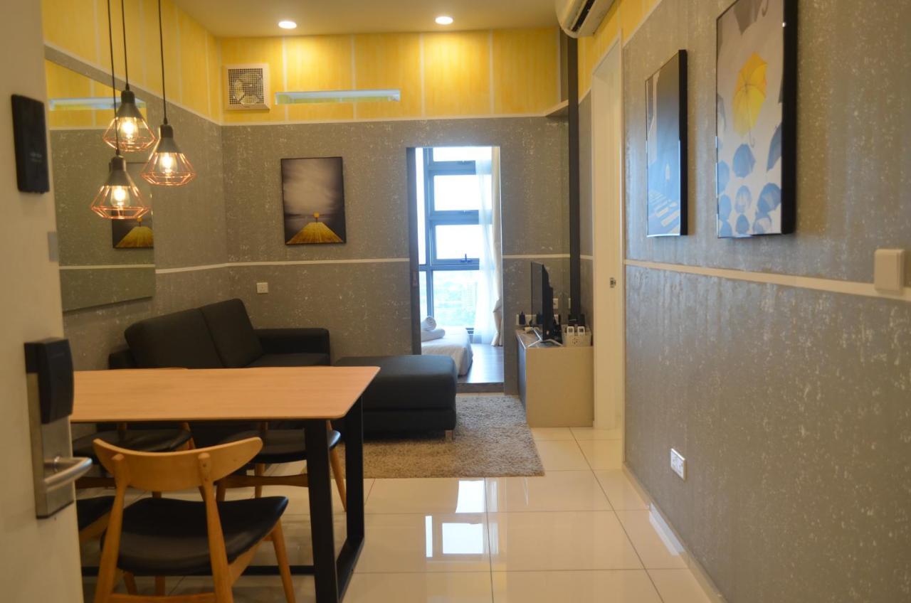 Apartahotel The Robertson By Myroyal Suites